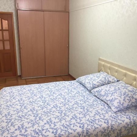 Улица Гоголя Дом 75 Алма Ата Екстериор снимка